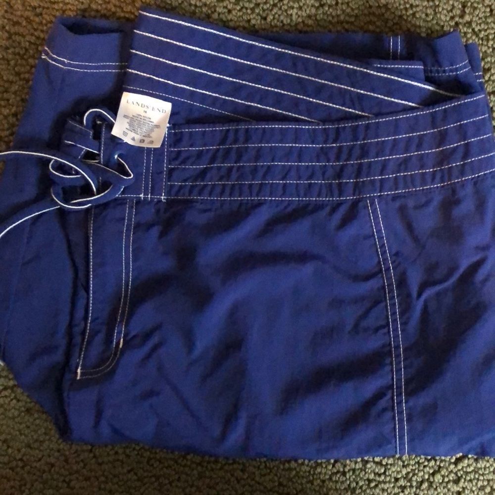 Woman’s Lands’ End (16) Blue Nylon Shorts